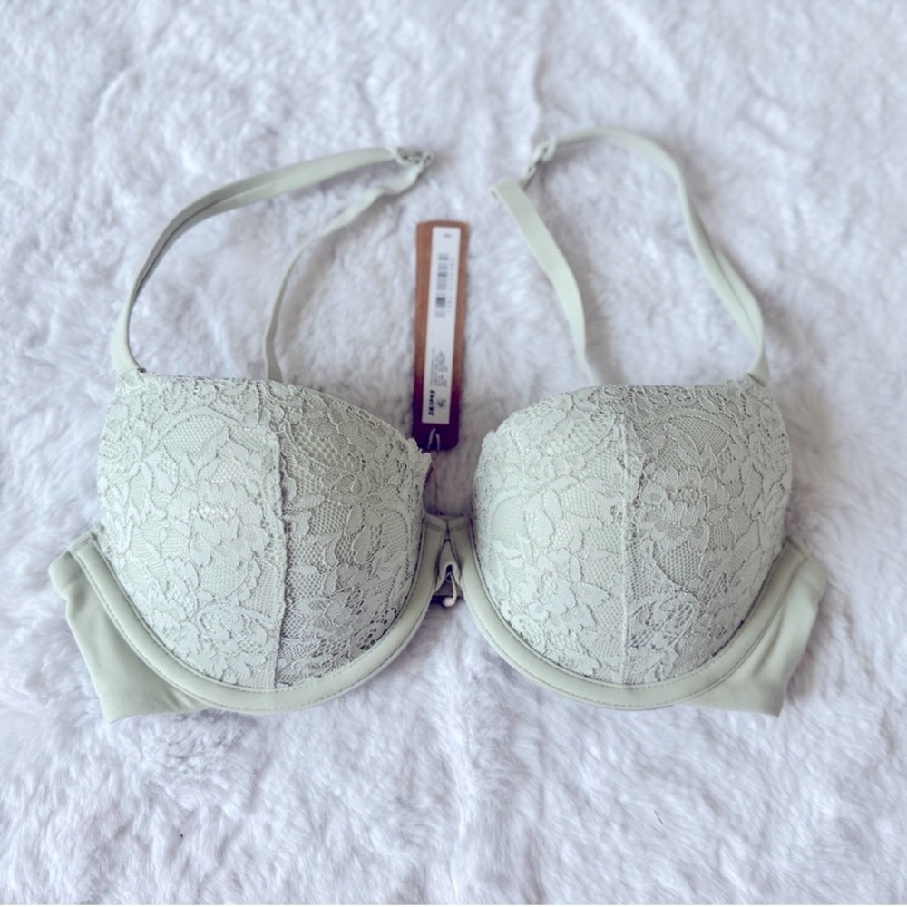 SKIMS FITS EVERYBODY SPEARMINT PUSH UP T-shirt 34C NWT LACE #B5